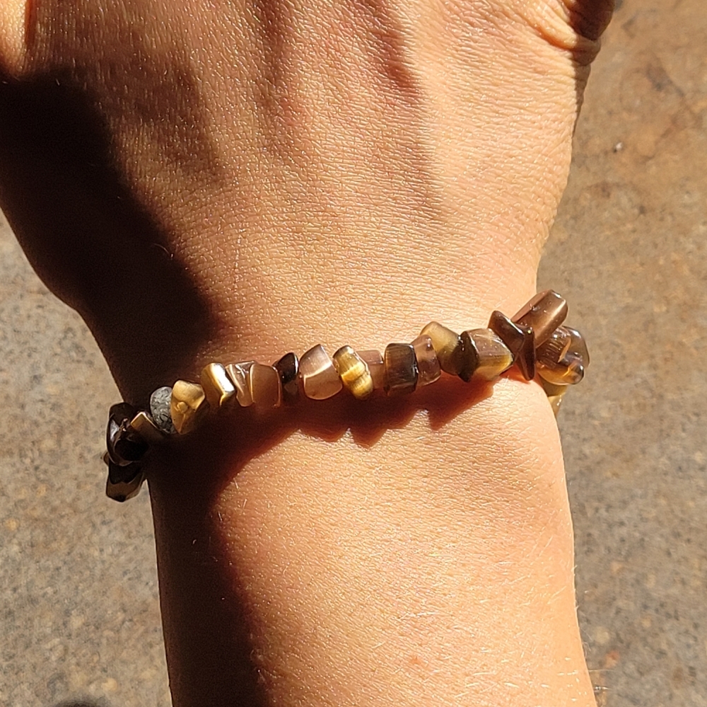 🤍3/$30 Cats Eye Gemstone Chip Handmade Bracelet